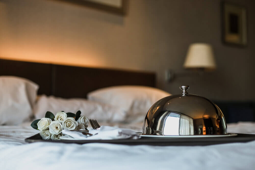 Logiciel de Conciergerie pour Airbnb, Hôtels et Locations Saisonnières | Yoyolo.co