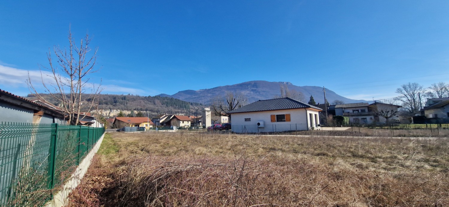 Terrain à bâtir de 1289m² - Artemare