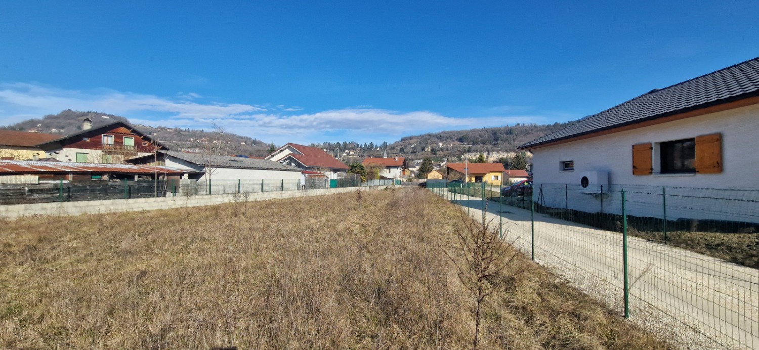 Terrain à bâtir de 1289m² - Artemare