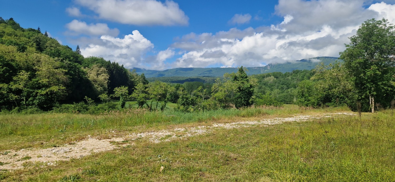Terrain à bâtir 823 m² - Chazey-Bons