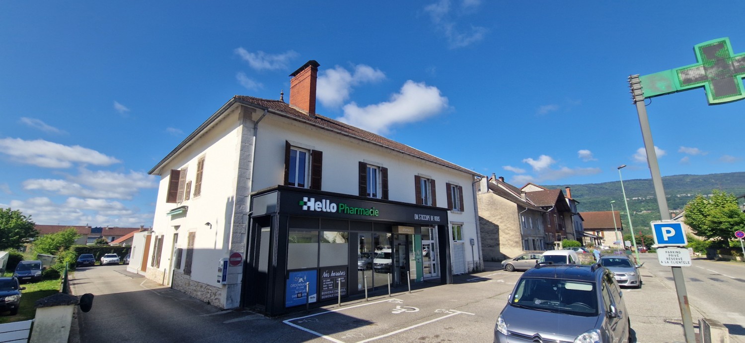 Plateau - 270 m² - Artemare