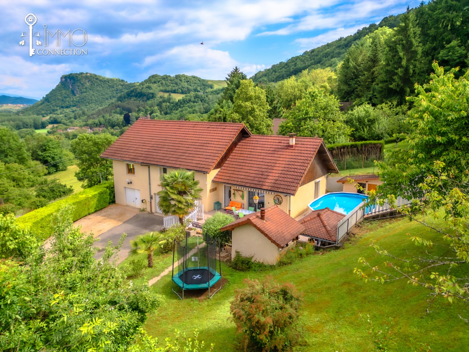 Villa - 167 m² - Yenne
