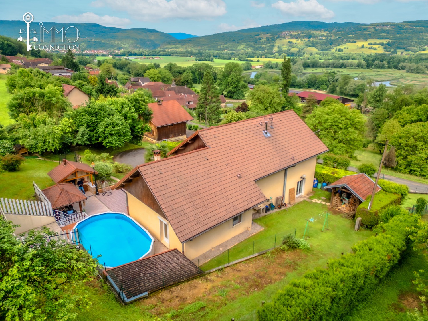 Villa - 167 m² - Yenne