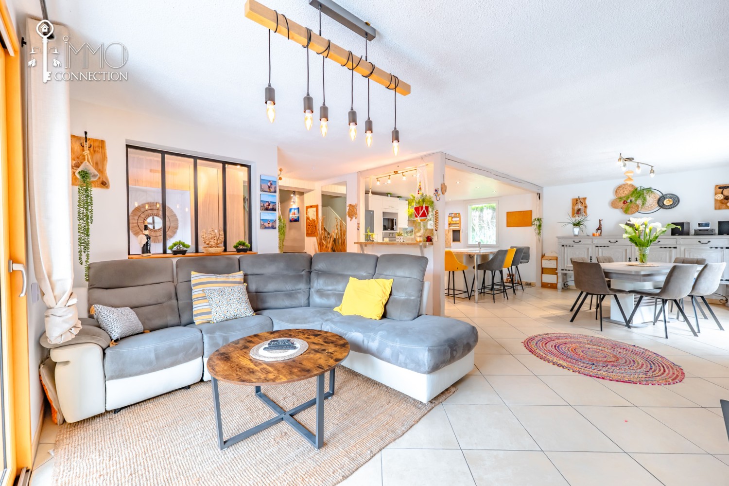 Villa - 167 m² - Yenne