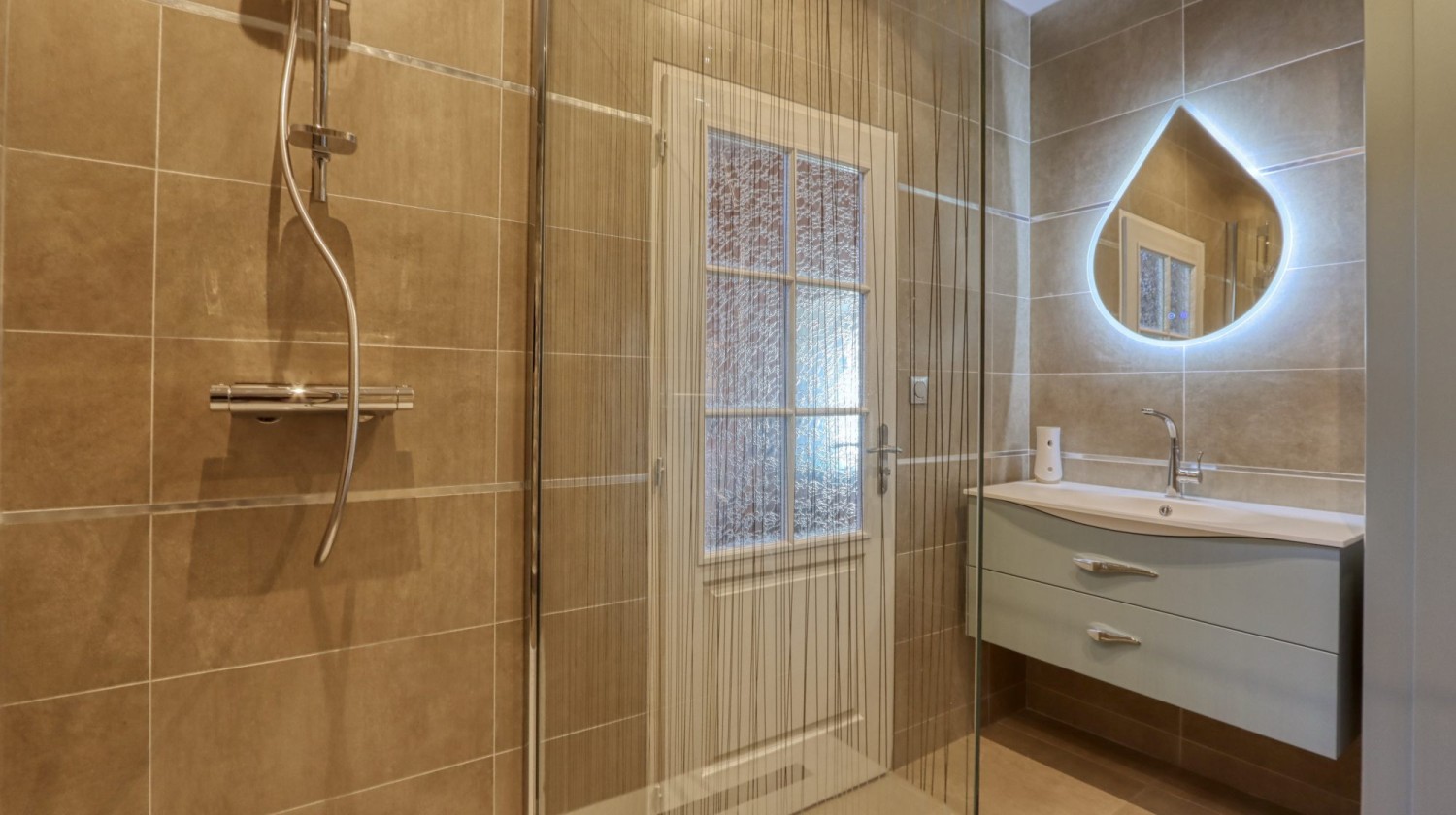 Maison - 240 m² - Prémilieu