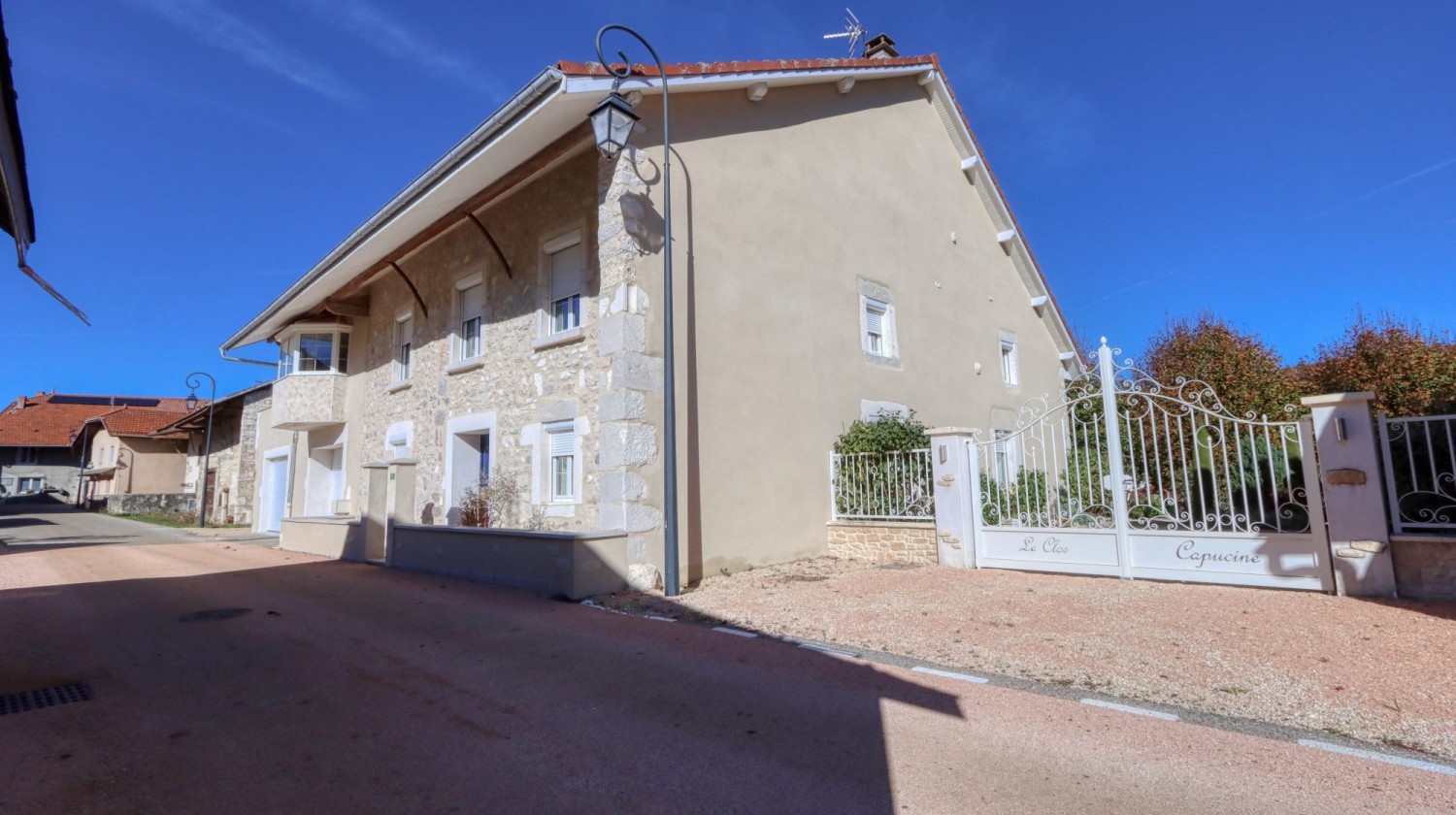 Maison - 240 m² - Prémilieu