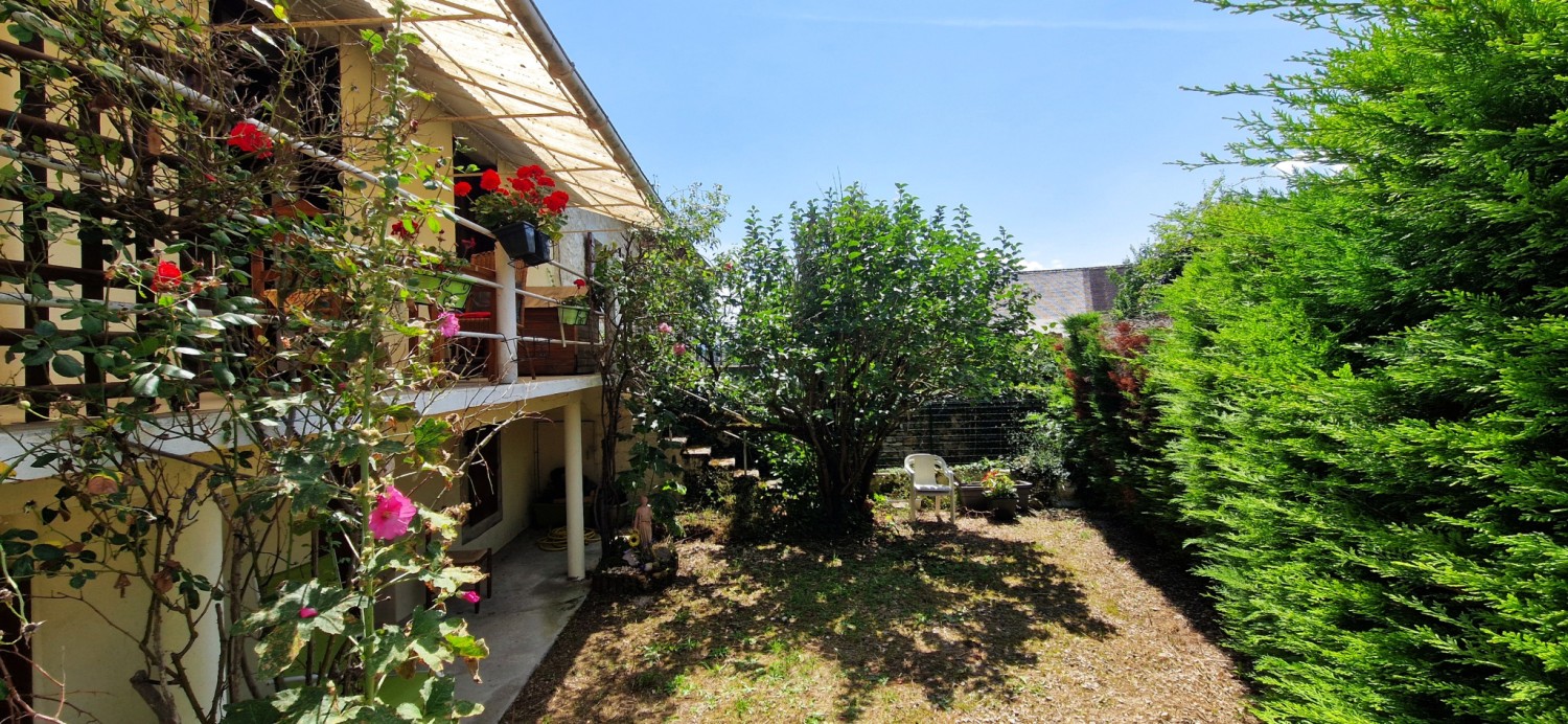 Maison - 115 m² - Murs-et-Gélignieux
