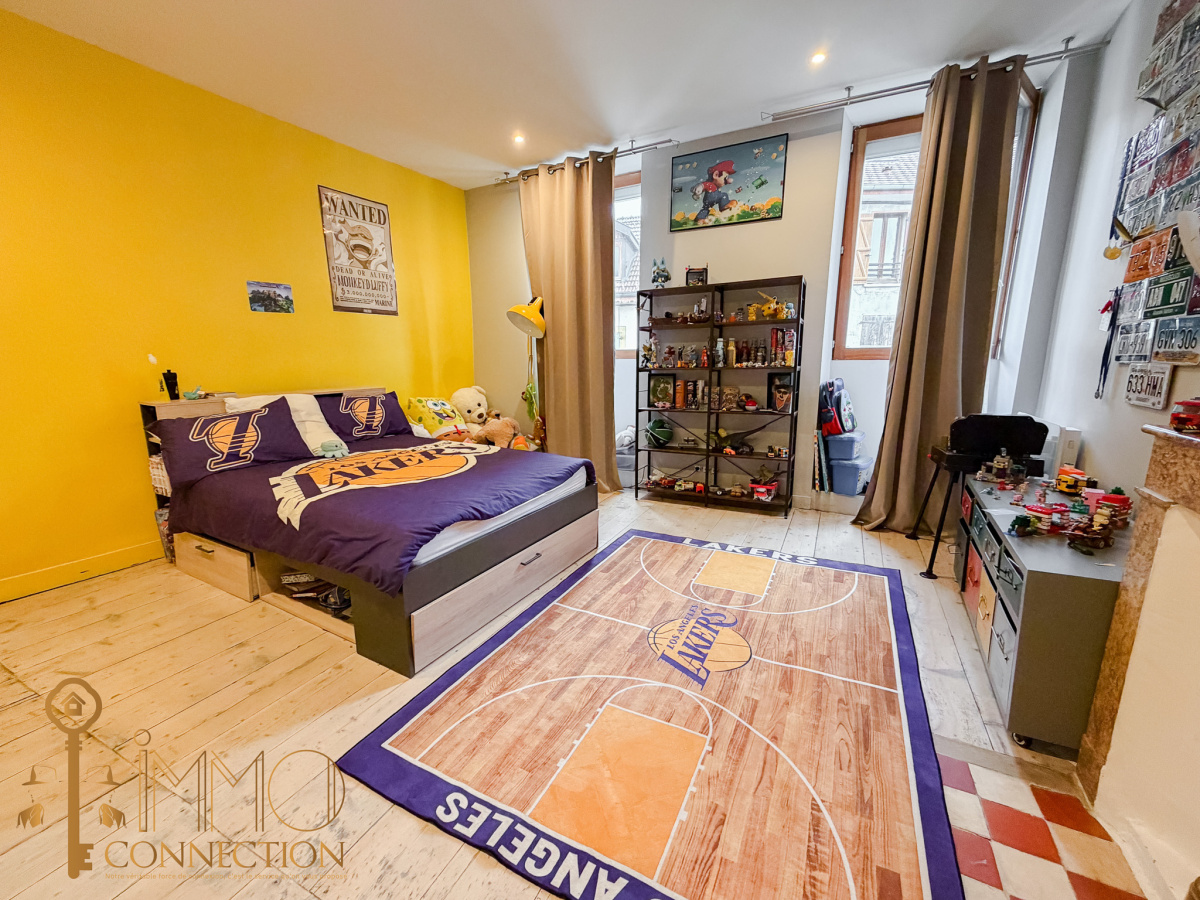 Maison de village - 200 m² - Valserhône