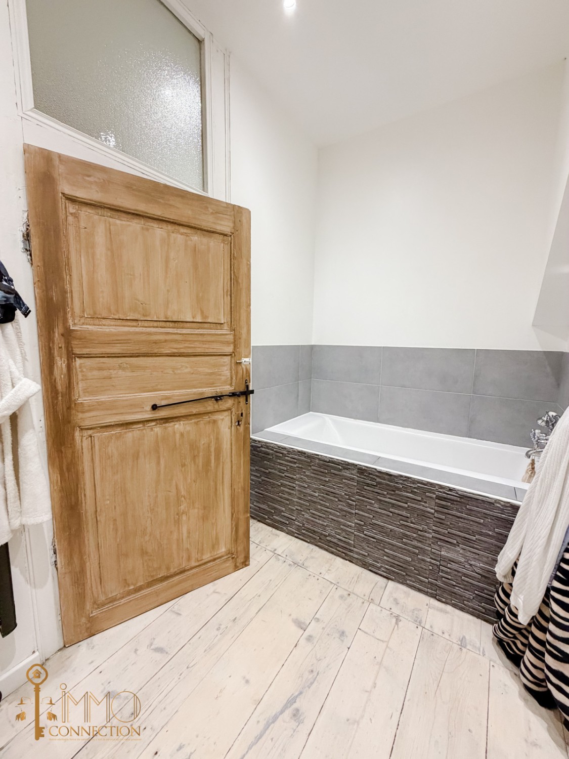 Maison de village - 200 m² - Valserhône