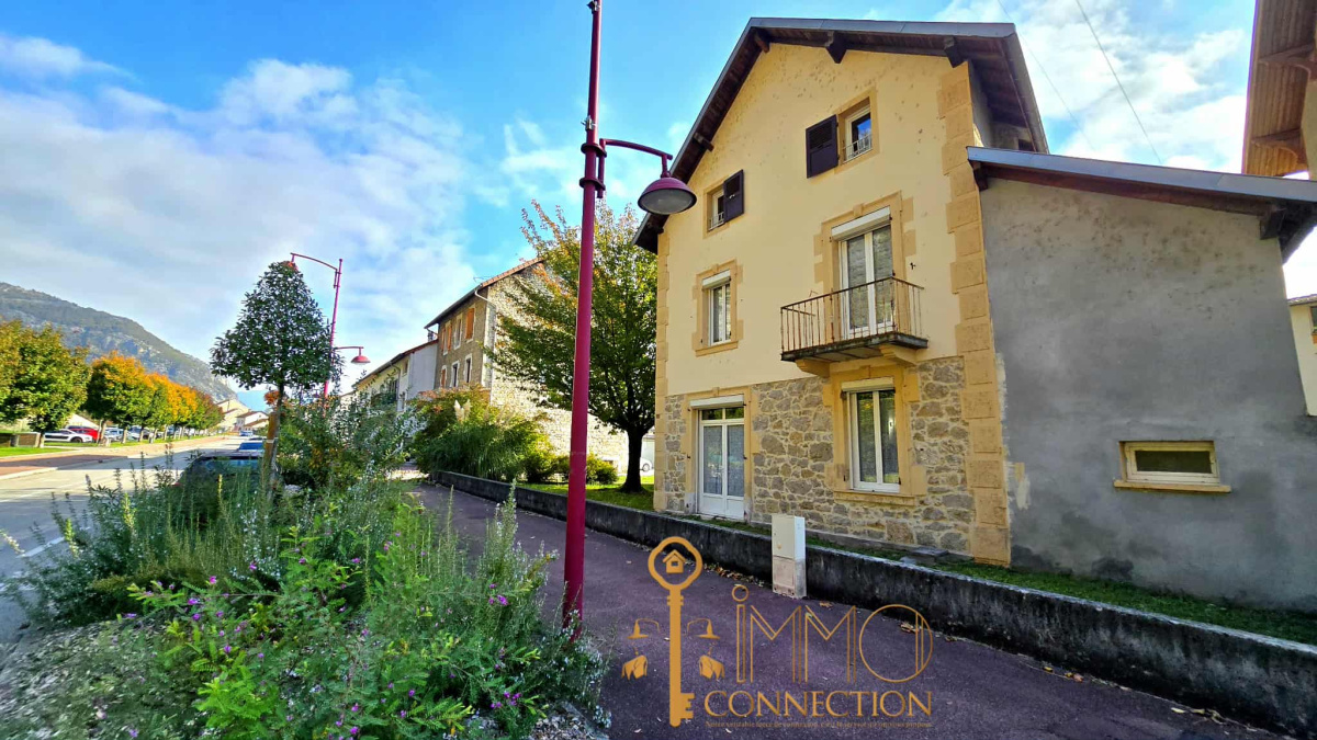 Maison - 150 m² - Culoz