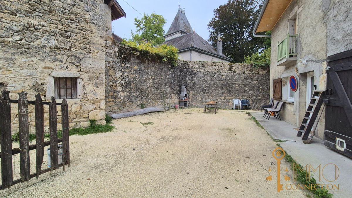 Maison de village - 106 m² - Talissieu