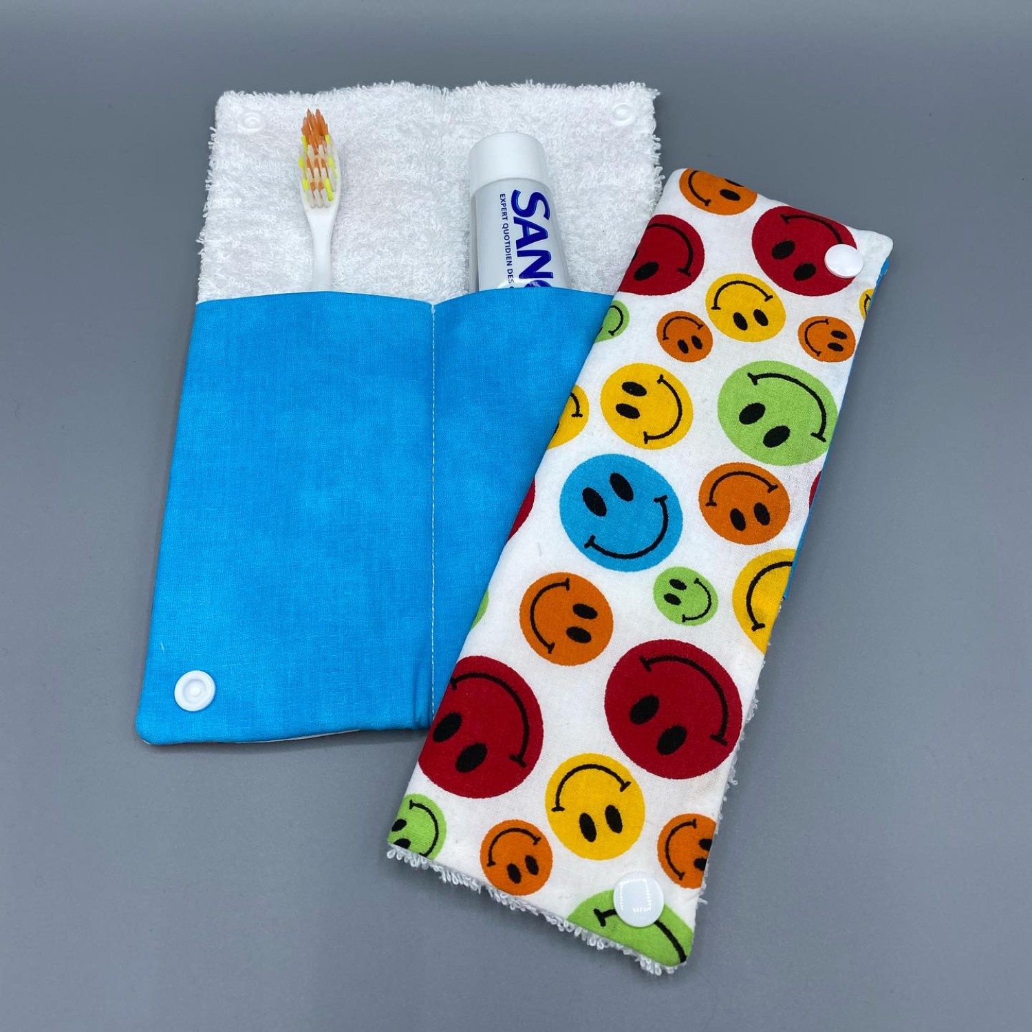 Etui à brosse à dents