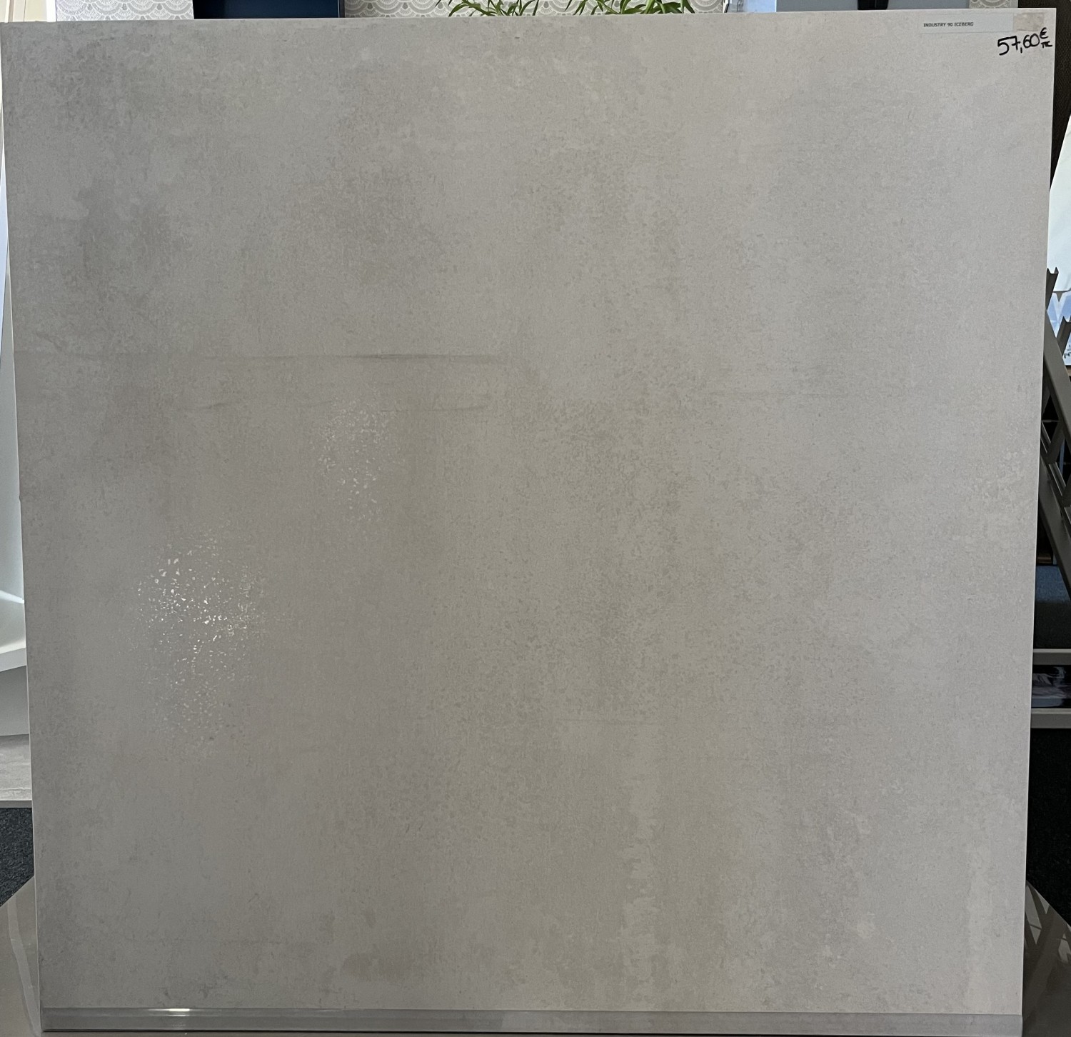 Industry 90 Iceberg 
