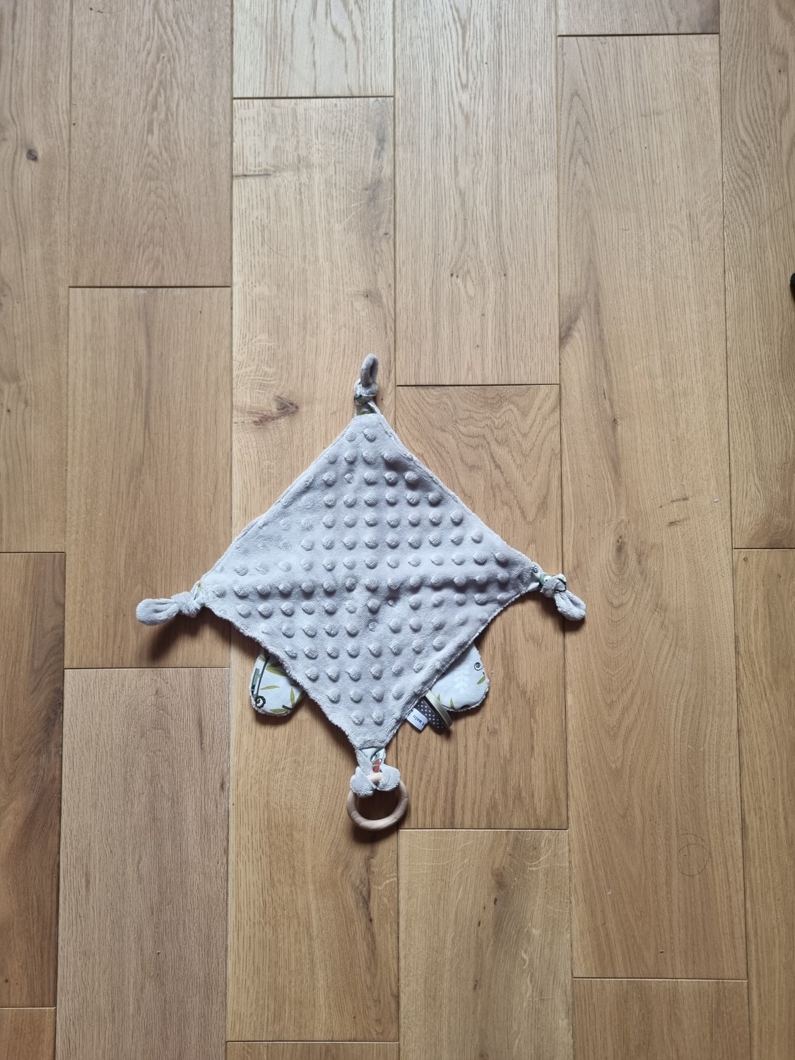 doudou lapin gris — visuel 2